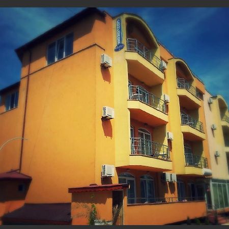 Concordia Plaza 2 Hotell Primorsko Exteriör bild